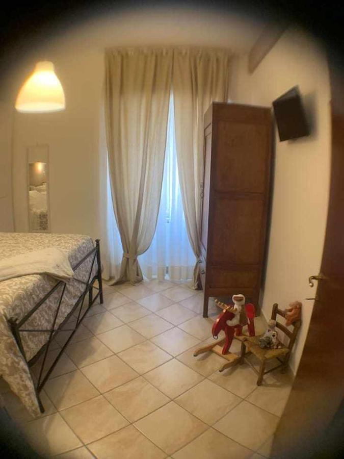 Appartamento Sul Porto ネットゥーノ エクステリア 写真
